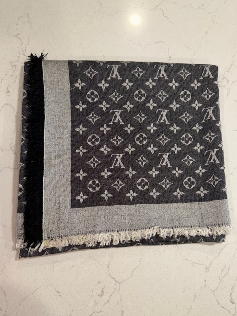 Louis Vuitton Black and Gray Monogram Scarf
